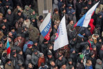 Столкновения у здания Верховного совета Крыма в Симферополе