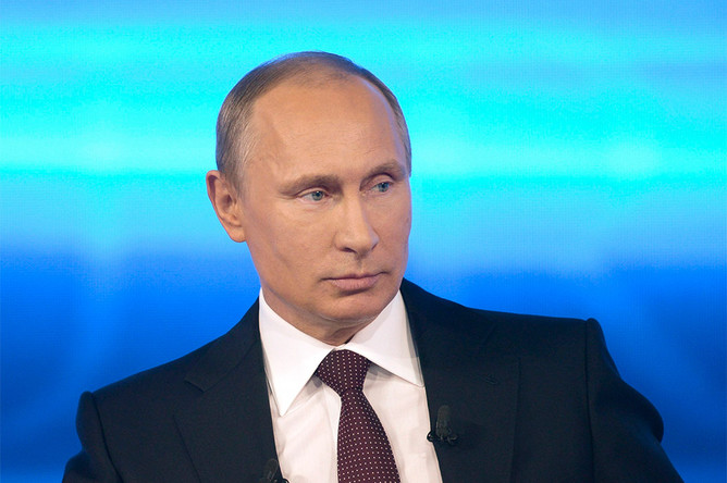 Владимир Путин отвечает на вопросы россиян в ежегодной специальной программе «Прямая линия с Владимиром Путиным»