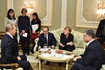 Лидеры государств во время встречи в Минске