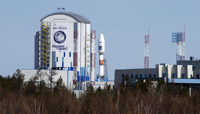 Ракета-носитель «Союз-2.1а» с российскими космическими аппаратами...