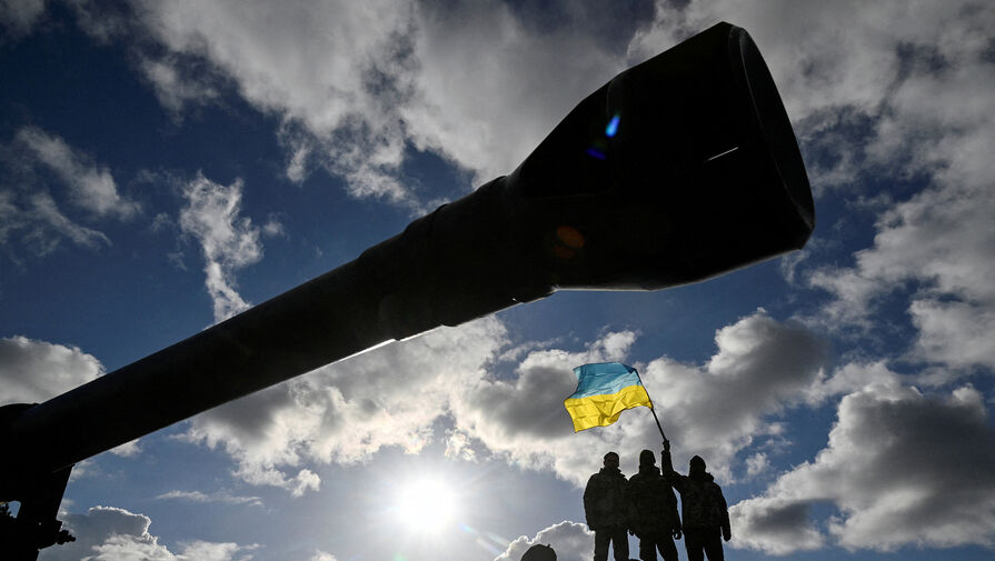 FT: Украина призвала ЕС отправлять ей 250 тысяч артиллерийских снарядов в месяц
