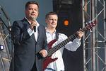 Лидер группы «Любэ» Николай Расторгуев и бас-гитарист группы Павел Усанов