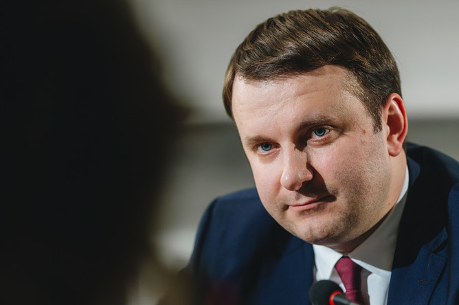 Министр экономического развития Максим Орешкин во время интервью в редакции «Газеты.Ru»