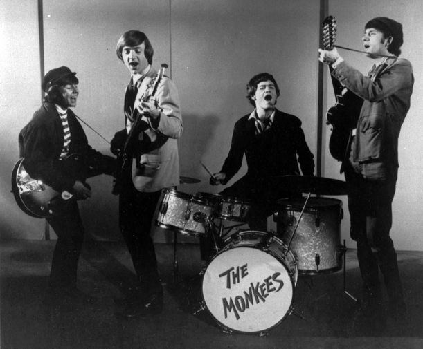 Участники поп-группы The Monkees Дейви Джонс, Питер Торк, Мики Доленс и Майкл Несмит, 1966 год
