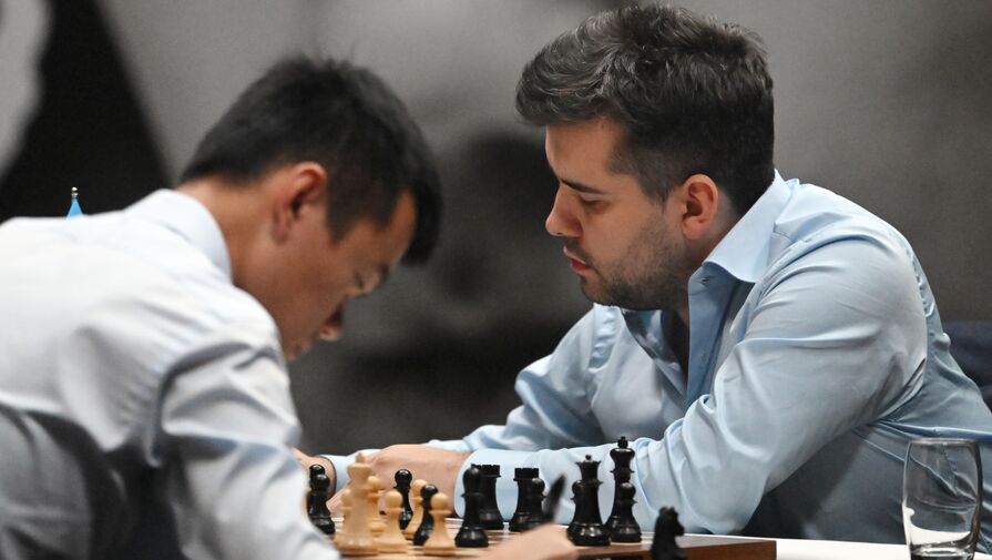 Глава FIDE Дворкович назвал ошибкой участие Непомнящего и Лижэня в турнире в Бухаресте