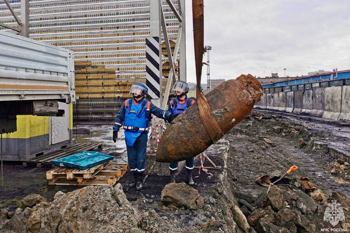 В порту Мурманска обнаружили бомбу времен Великой Отечественной - Газета.Ru  | Новости