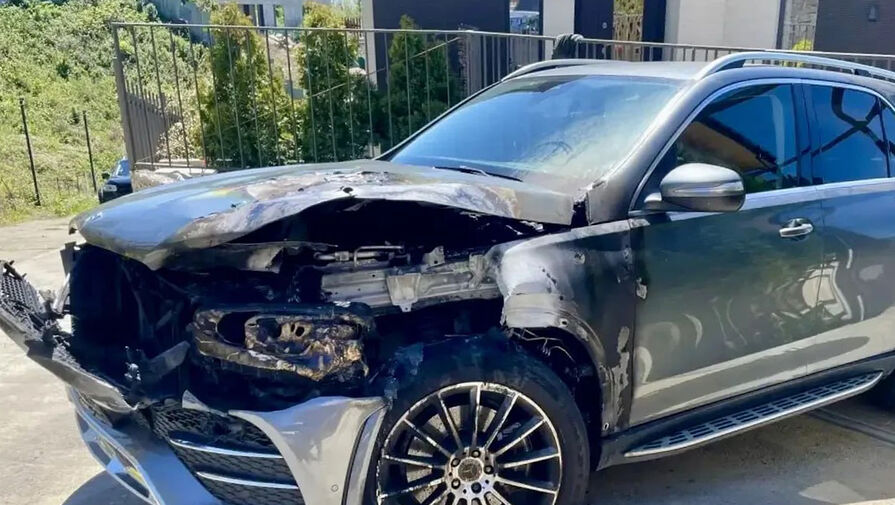 Сочинец спалил Mercedes из-за благотворительности