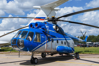 Второй день работы авиасалона МАКС-2017 в подмосковном Жуковском, 19 июля 2017 года. Транспортный вертолет Ми-8Т