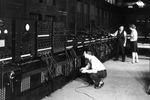 В ноябре 1946 года компьютер перевезли из Пенсильванского университета в Лабораторию баллистических исследований армии США. Он проработал до 2 октября 1955 года, когда был выключен навсегда