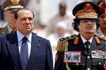 Ради доступа к ливийской нефти Италия при премьере Сильвио Берлускони согласилась заплатить Каддафи многомиллиардные компенсации за те 30 лет, в течение которых Рим на правах колониальной державы управлял африканским государством. На известие о гибели Каддафи Берлускони отозвался латинским изречением Sic transit gloria mundi («Так проходит слава мирская»)
