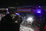 Полиция перекрыла дорогу, которая ведет к месту крушения самолета Ан-148 в Подмосковье, 11 февраля 2018 года