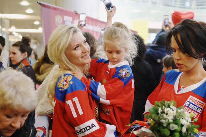 Церемония встречи российских спортсменов - участников Олимпиады 2018 в аэропорту «Шереметьево»