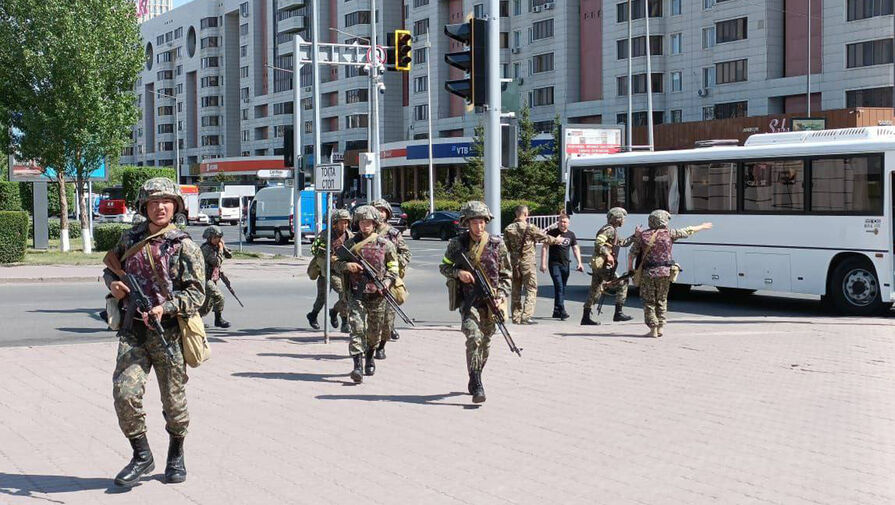 В МВД Казахстана сообщили об всех освобождении заложников из отделения банка