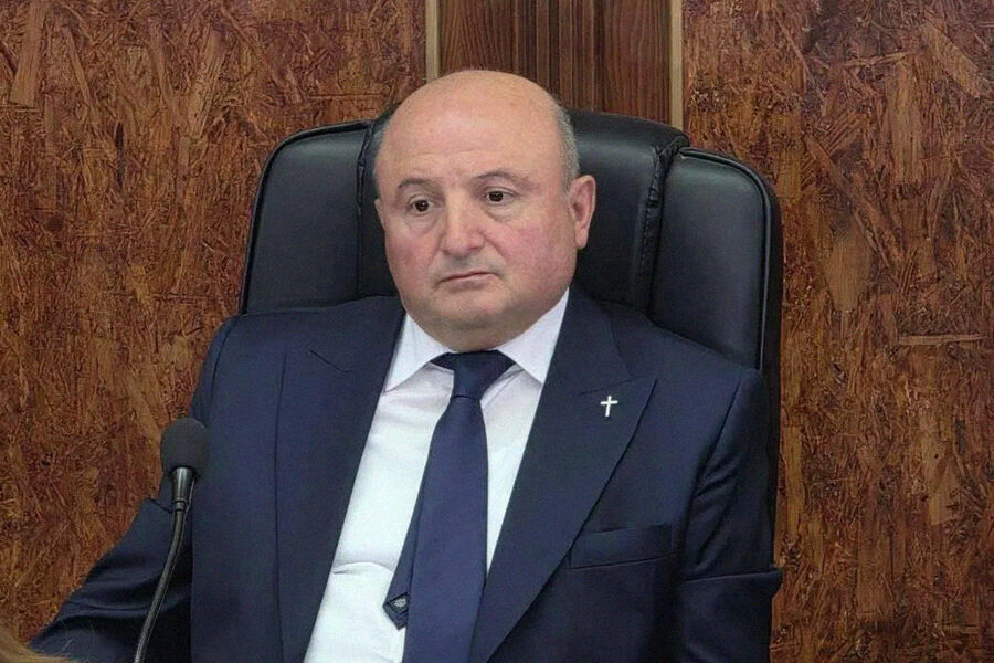 Предлагал союз с Россией: мэра армянского Гюмри обвинили в призывах к отказу от суверенитета