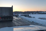Ситуация на месте ДТП с микроавтобусом и фурой на 1545-м километре федеральной автодороги М-5, 27 февраля 2018 года