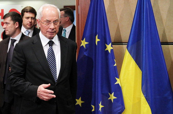 Премьер-министр страны Николай Азаров заявил, что евроинтеграция обойдется Украине в €165 млрд в ближайшие десять лет