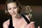 Лиза Кудроу шесть раз номинировали на премию «Эмми». В 1998 году Лиза получила награду как лучшая актриса второго плана