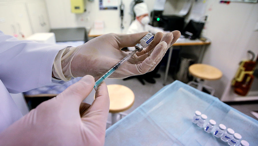 Собянин объявил открытой запись на вакцинацию от коронавируса в Москве