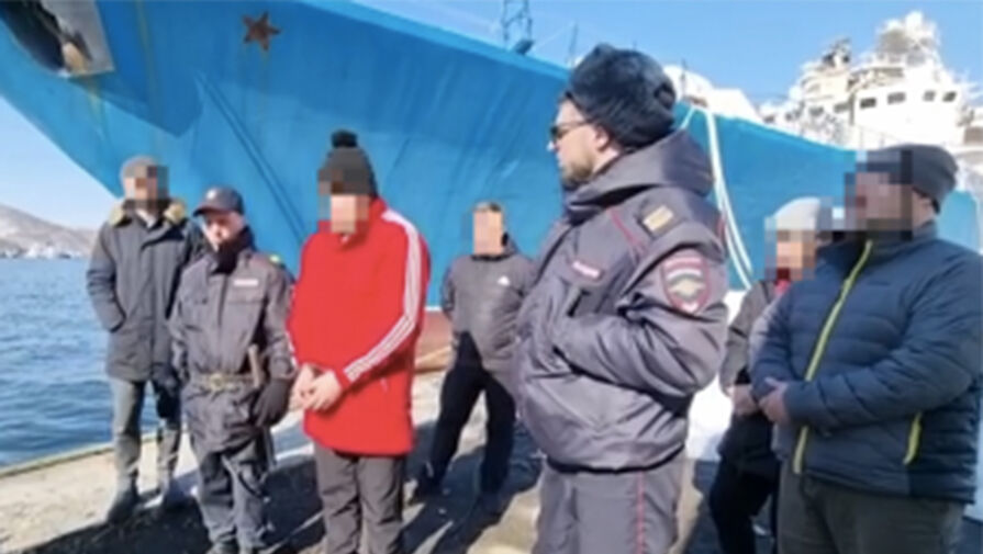 На Камчатке рыбаки чуть не утопили сотрудника ФСБ, заподозрившего их в браконьерстве