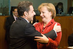 Президент Франции Николя Саркози и канцлер ФРГ Ангела Меркель во время саммита Европейского Союза в Брюсселе, 2008 год
