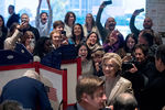 Хиллари Клинтон и Билл Клинтон на изирательном участке в Нью-Йорке