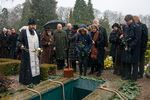 Вдова Феодора (Доррит) Романова во время церемонии похорон князя Димитрия Романова на кладбище в датском Ведбеке, 11 января 2017 года