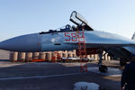 Подготовка к вылету на задание истребителя Су-35С, авиабаза Хмеймим в Сирии, 21 апреля 2018 года