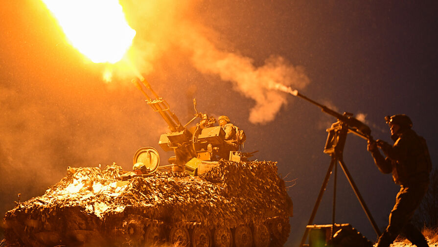 Небо во Львовской области покраснело после прилетов