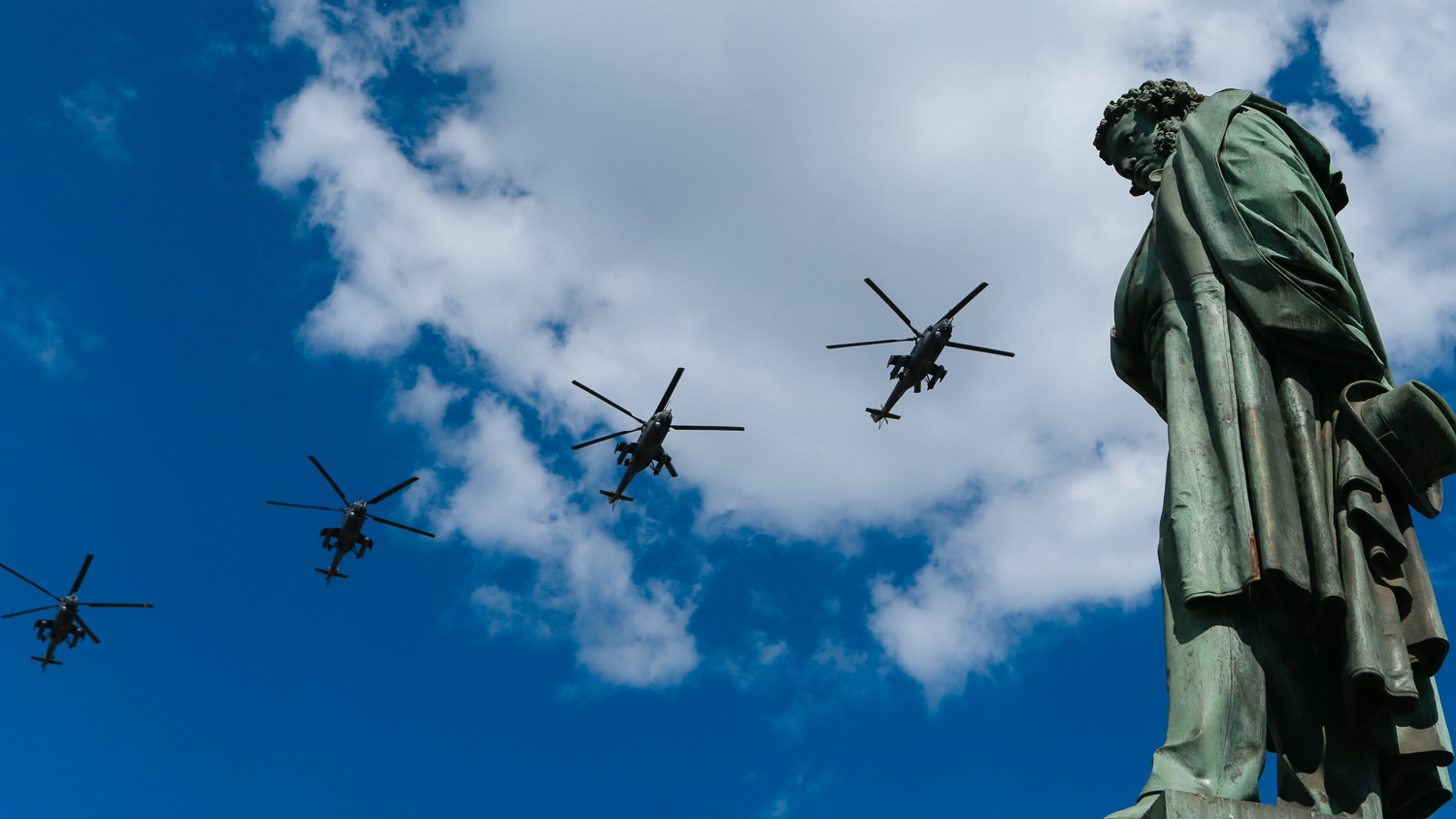 Генеральная репетиция военного парада, посвященного 71-й годовщине Победы в Великой Отечественной войне, в Москве