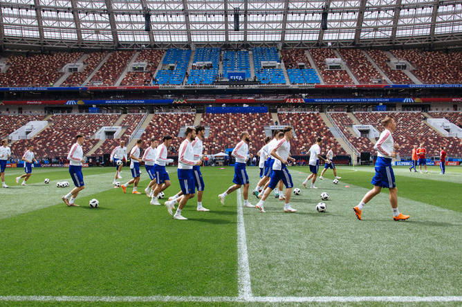 Сборная России по футболу на заключительной тренировке перед чемпионатом мира