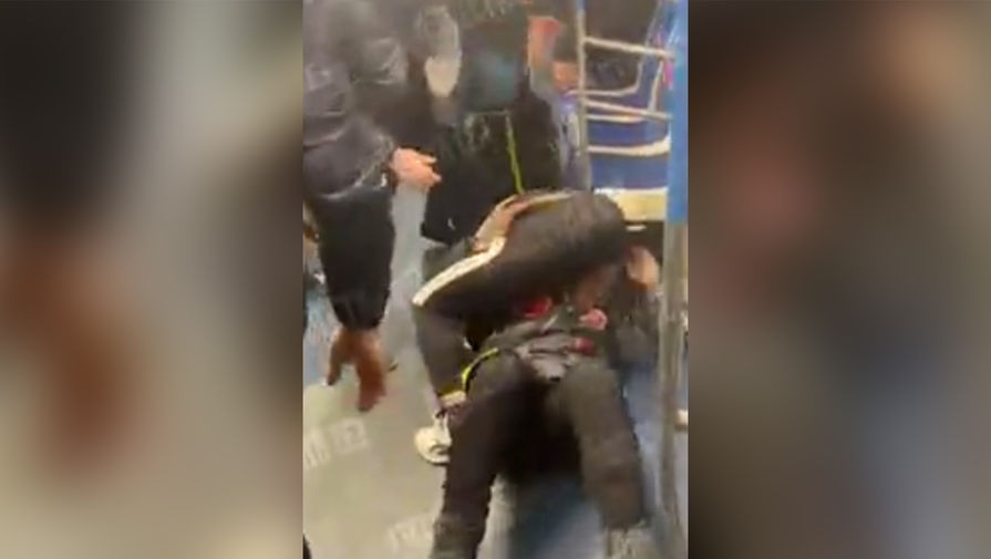 В Москве после драки с участием двух иностранцев на фиолетовой линии метро завели уголовное дело
