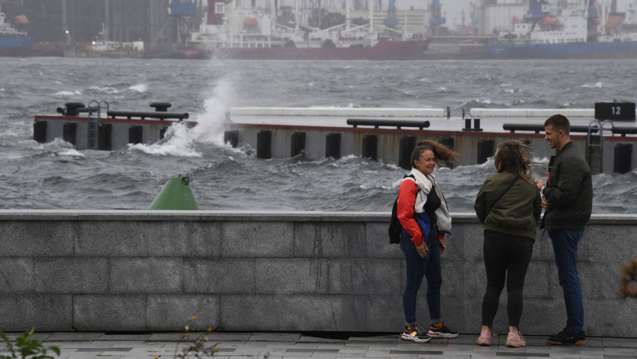 Во время ВЭФ в Приморье ожидаются ливни, ураганный ветер и супертайфун