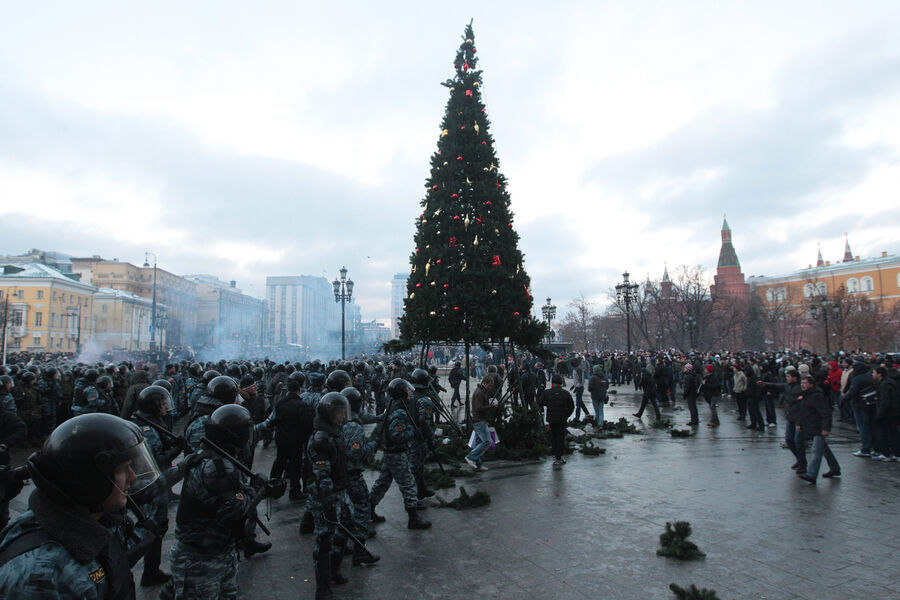Акция в&nbsp;память об убитом фанате &laquo;Спартака&raquo; Егоре Свиридове на&nbsp;Манежной площади, 11&nbsp;декабря 2010&nbsp;года