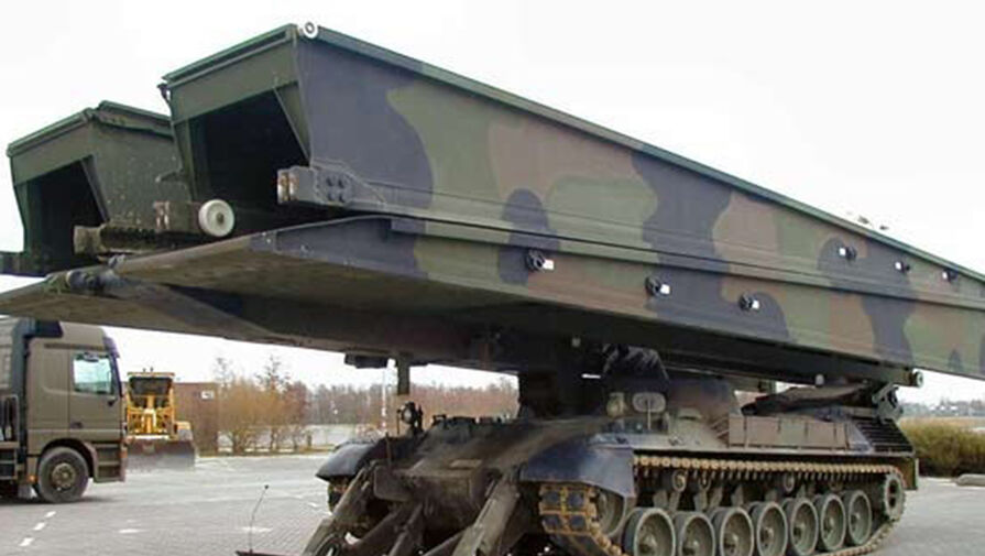 Германия передала Украине 16 танковых мостоукладчиков