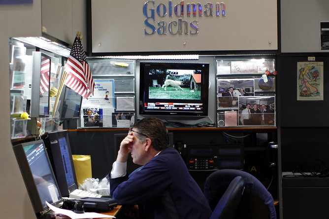 Агентство Fitch понизило рейтинги 7 крупнейших банков, в том числе и Goldman Sachs