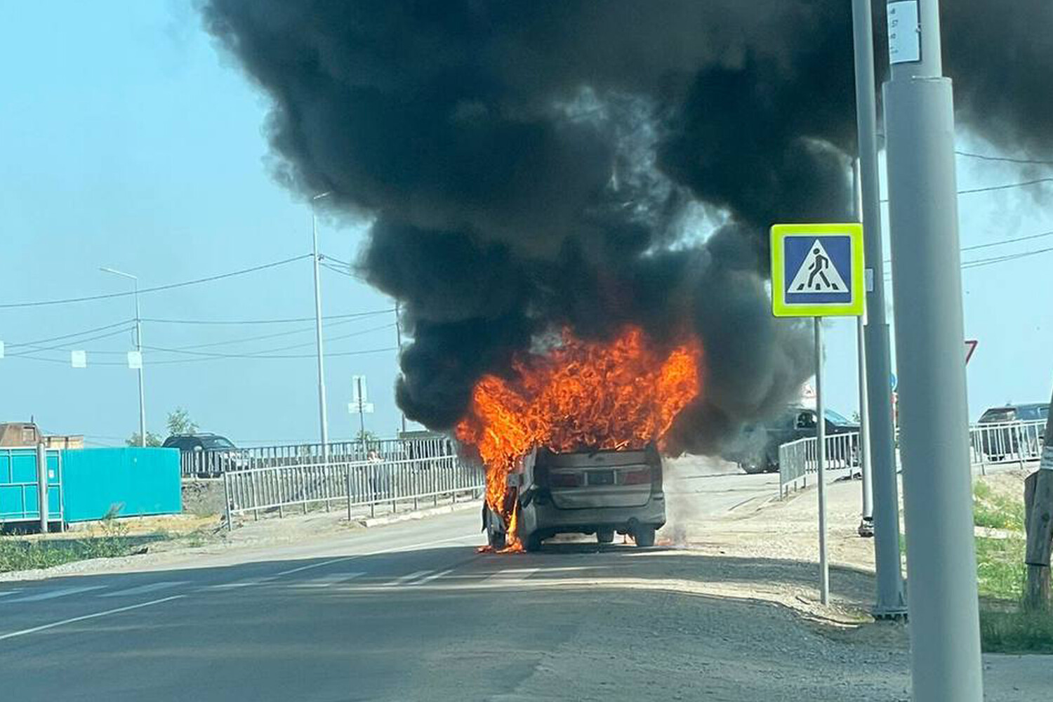 В Якутске у заправки загорелся и взорвался автомобиль - Газета.Ru | Новости