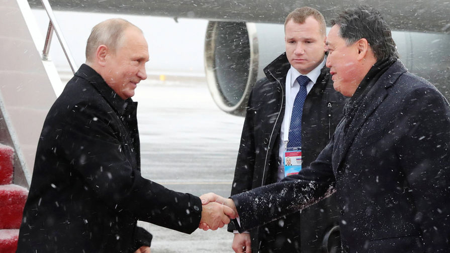 Кнут и гвоздь: как Казахстан встретил Путина
