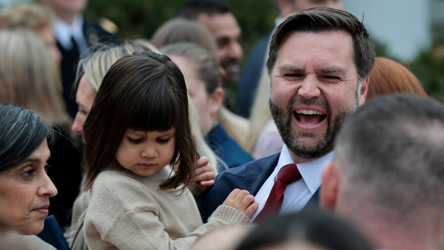 Джей Ди Вэнс по опросам лидирует среди преемников Трампа