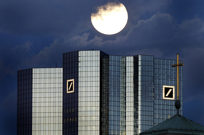 Deutsche Bank скрыл убытки в кризис