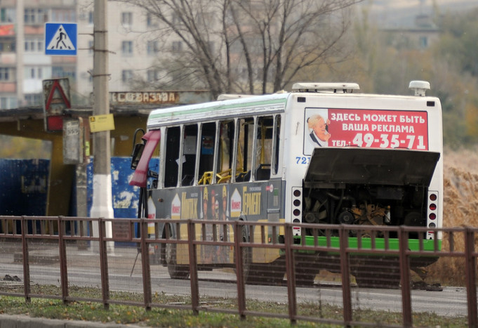 21&nbsp;октября в&nbsp;пассажирском автобусе в&nbsp;Волгограде, сработало взрывное устройство. В&nbsp;результате взрыва погибли шесть человек и еще 55&nbsp;человек получили ранения
