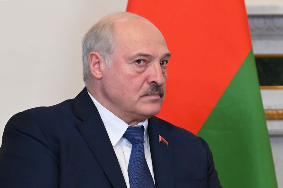 Лукашенко рассказал о попытках ВСУ нанести удар по военным объектам Белоруссии 