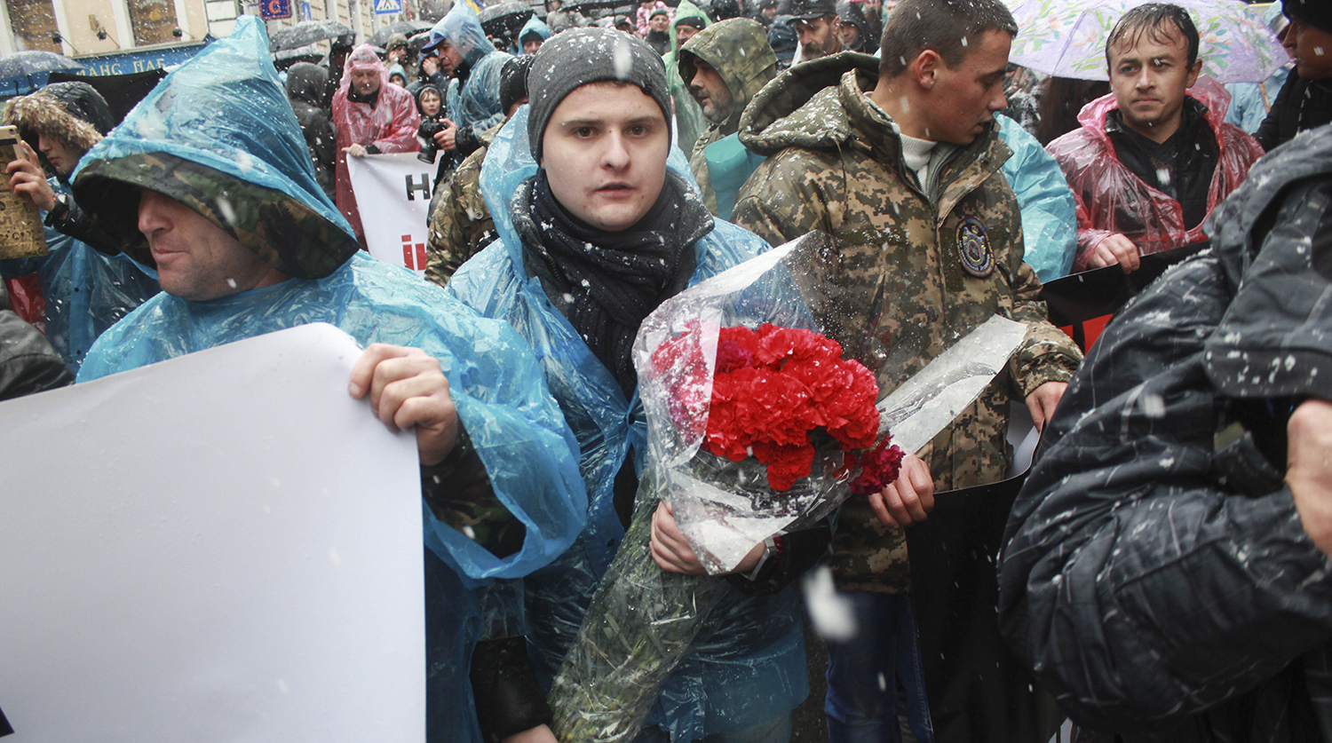 Сторонники бывшего губернатора Одесской области Михаила Саакашвили на «Марше возмущенных» в центре Киева