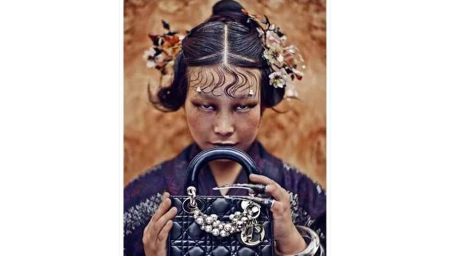 Dior извинился за обидевшее жителей КНР фото китаянки
