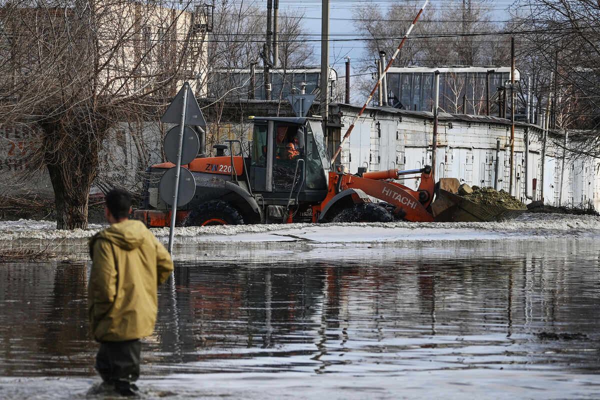 Оперативные службы раскрыли количество подтопленных жилых домов в России -  Газета.Ru | Новости