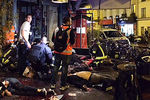 На месте террористической атаки на театр «Батаклан»