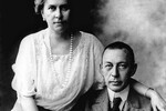 Композитор, пианист и дирижер Сергей Рахманинов с женой Натальей Сатиной, США, 1925 год