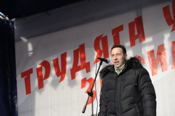 Игорь Холманских в конце 2011г. пообещал «с мужиками» разогнать митинги оппозиции