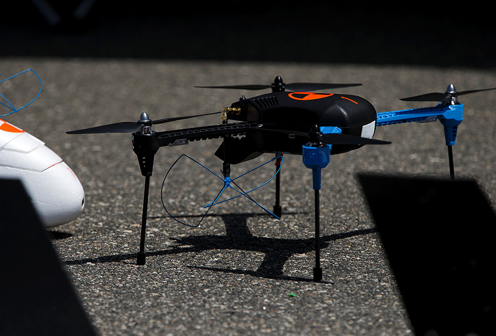 Квадрокоптер 3D Robotics IRIS+ на военно-морской базе Вентура-Каунти в США