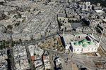 Вид на мечеть в районе Аль-Машарка, где размещаются лояльные Башару Асаду силы