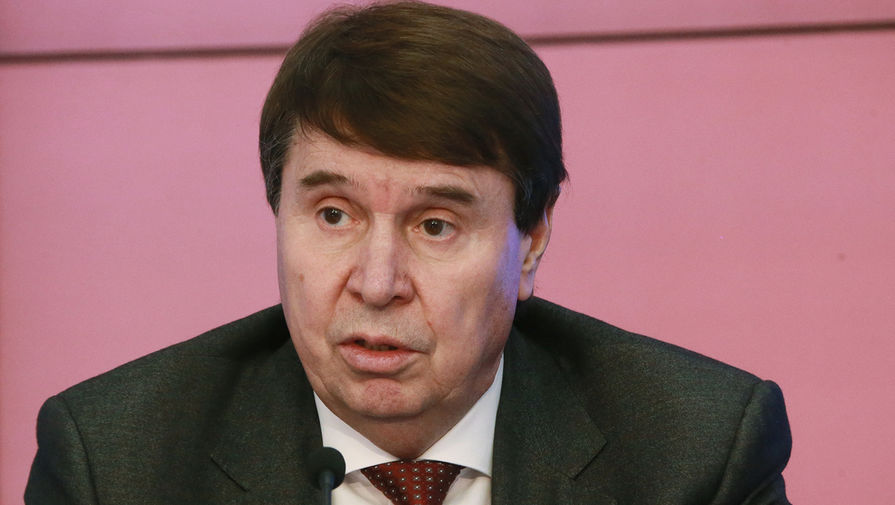 Сенатор объяснил отъезд олигархов с Украины